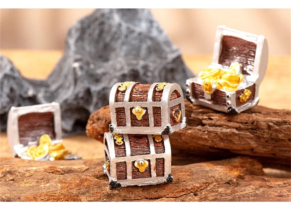 Mini Aquarium Ornament Simulation Treasure Chest Box Antique Resin Fish Tank Landscape