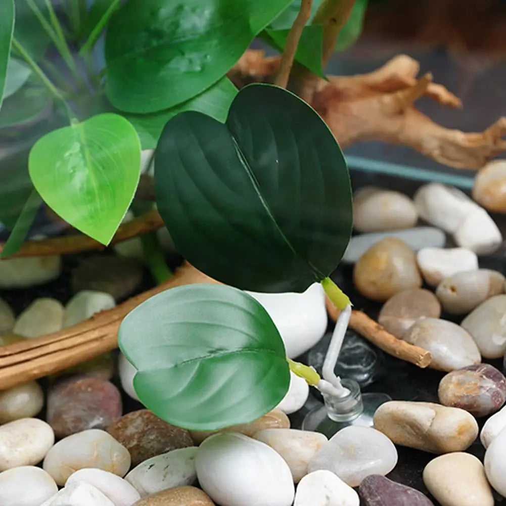 New Fish Tank Simulation Leaf Fighting Fish Resting Laying Eggs Ornamental