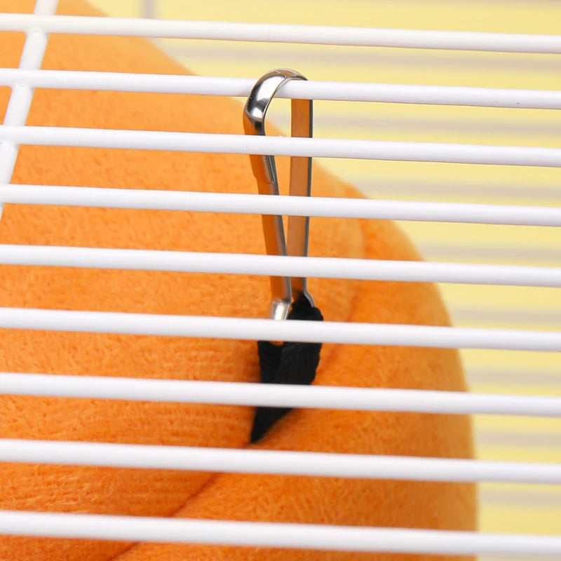 Warm Parrot Nest with Hooks – Winter Comfort Warmer for Large Bird Cages