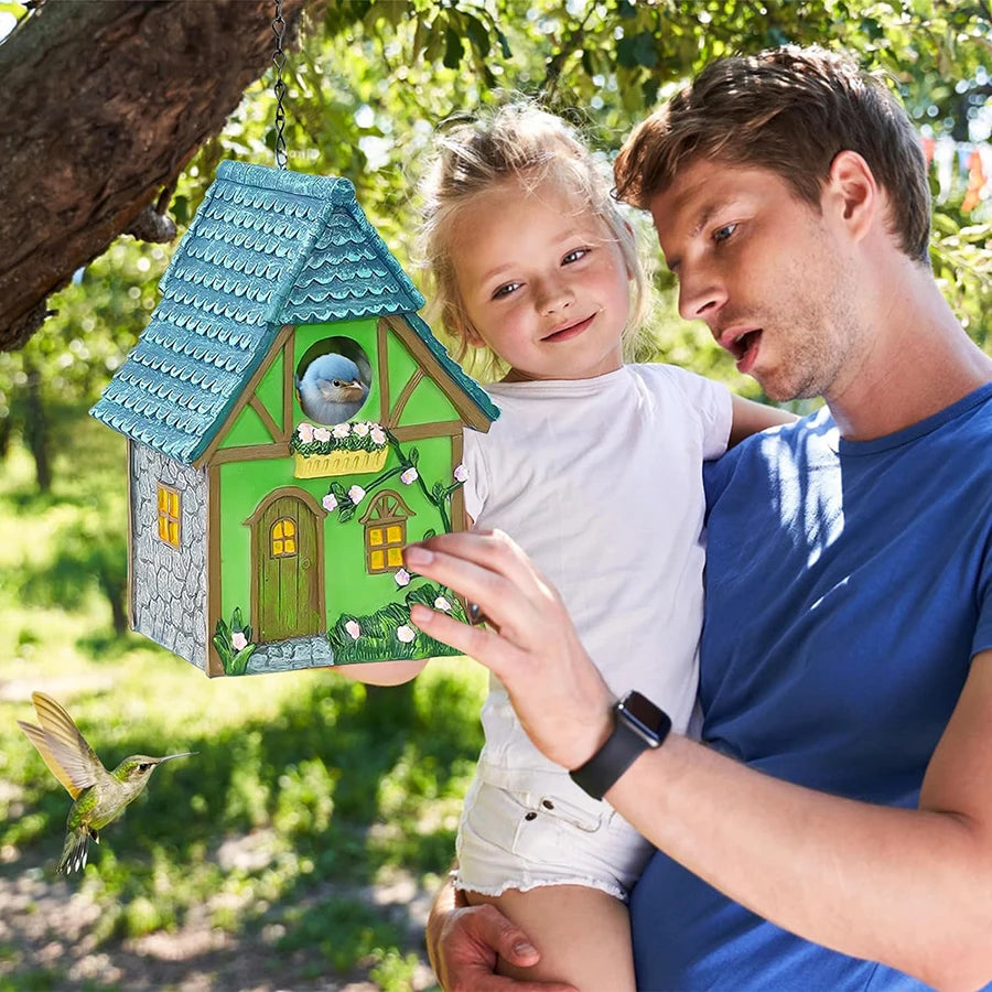 Outdoor Resin Birdhouse – Hanging Garden Cabin for Small Birds