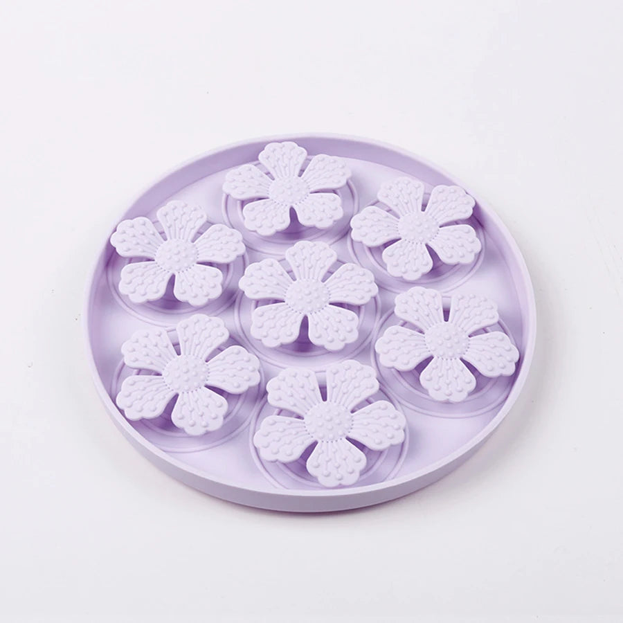 Slow Feeding Pet Bowl with Silicone Suction – Dog & Cat Fun Feeder