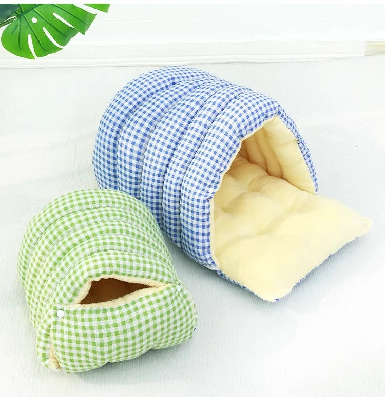 Winter Cat & Dog House – Closed Warm Plush Bed with Detachable Plaid Cover