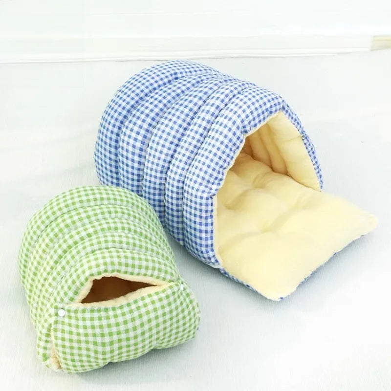 Winter Cat & Dog House – Closed Warm Plush Bed with Detachable Plaid Cover