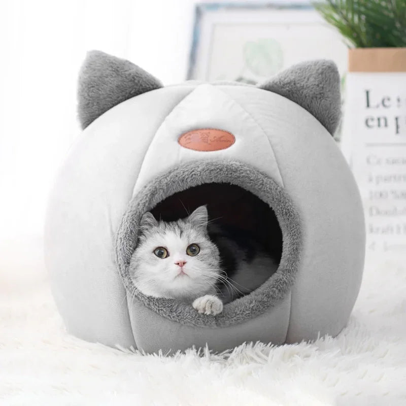 Cozy Winter Cat & Small Dog Bed – Indoor Cave, Tent & Basket for Pets